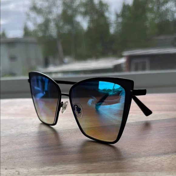 Diff Eyewear | Accessories | Diff Eyewear Becky Matte Black  display picture 1